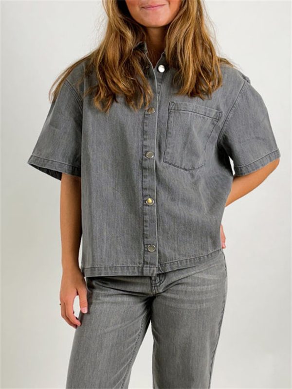 women's oversized denim shacket short sleeve button up jean jacket with collar & chest pockets, casual all season cardigan, machine washable, autumn wardrobe, relaxed fit, solid color design, durable fabric