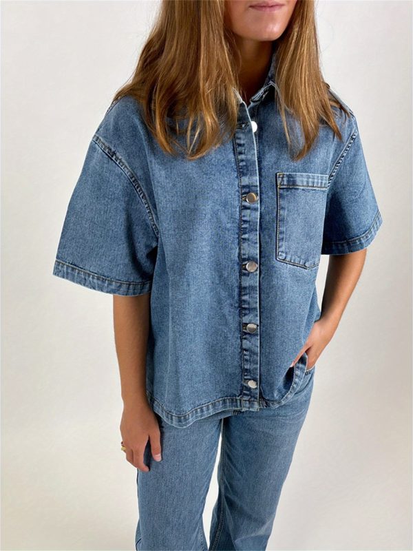women's oversized denim shacket short sleeve button up jean jacket with collar & chest pockets, casual all season cardigan, machine washable, autumn wardrobe, relaxed fit, solid color design, durable fabric